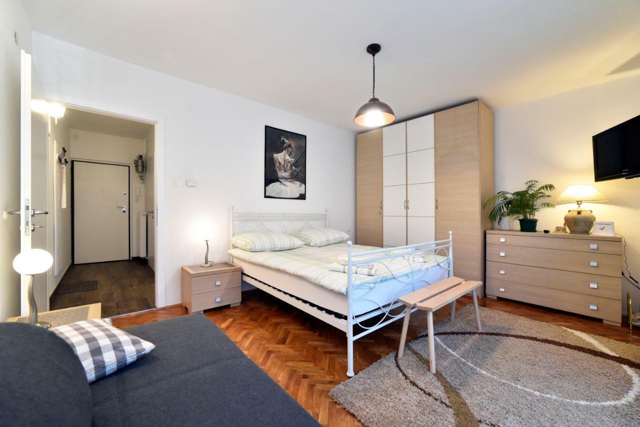 Apartman Nola 萨格勒布 外观 照片